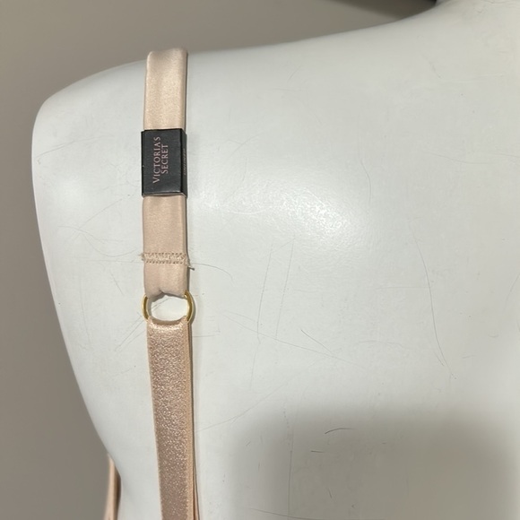 Victoria's Secret Dream Angels Long
Line Balconette Bra Sz 32DDD NEW - Picture 8 of 11